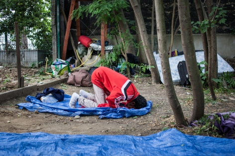  Paris, 9 juin 2015, Bois Dormoy, Cité de la Chapelle, 18e arrondissement. Les migrants qui occupaient le camp de La Chapelle se sont installés dans la nuit du 8 au 9 juin dans ce jardin associatif partagé.