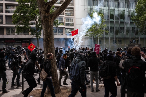  Mardi 14 juin 2016, Paris. De violents affrontements ont débuté au niveau de l'hôpital Necker. De nombreux blessés et nombreuses casses sont à déplorer sur le parcours.